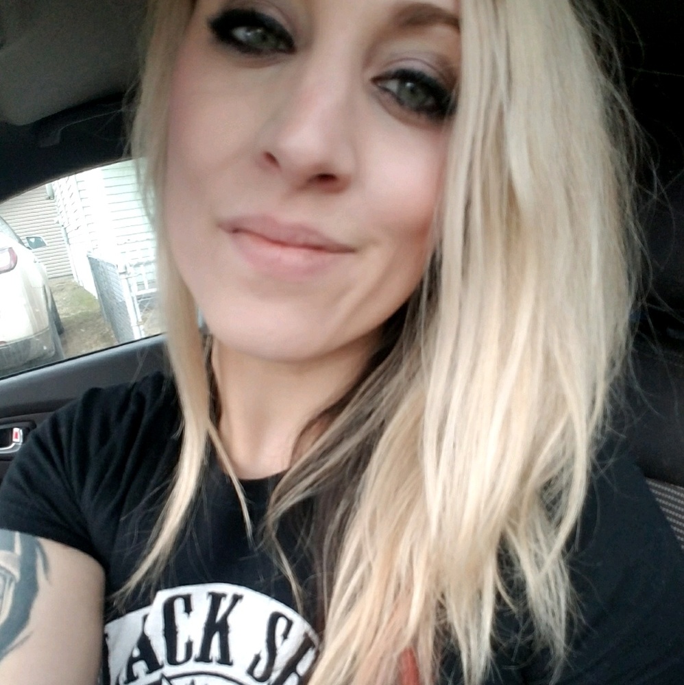 Meet your Posher, Alyssa